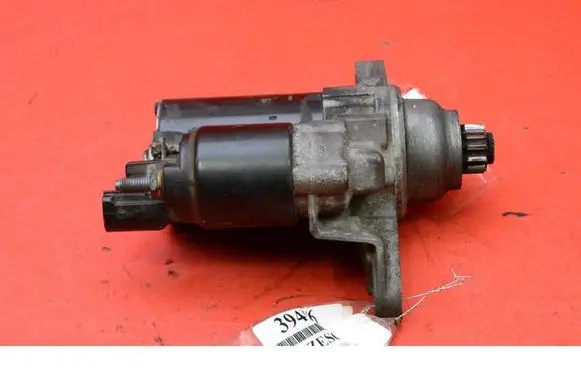 Volkswagen Golf IV Starter motor 02T911023R