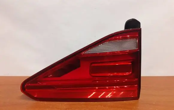 Volkswagen Touran III Tailgate rear/tail lights 5TA945093E L90086931