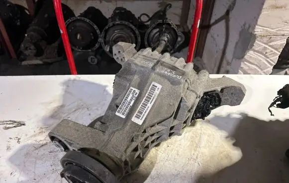 Dodge Durango Rear differential P68251539AB T01UG0108C3316