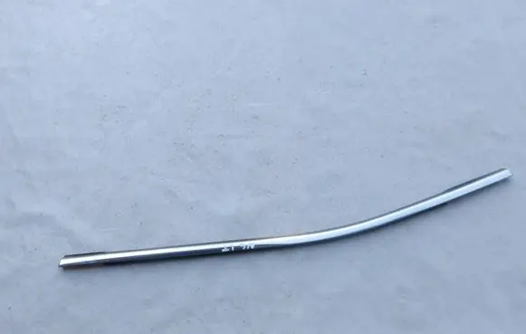 Rear door trim (molding)