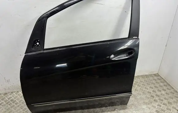 Mercedes-Benz A W169 Front door