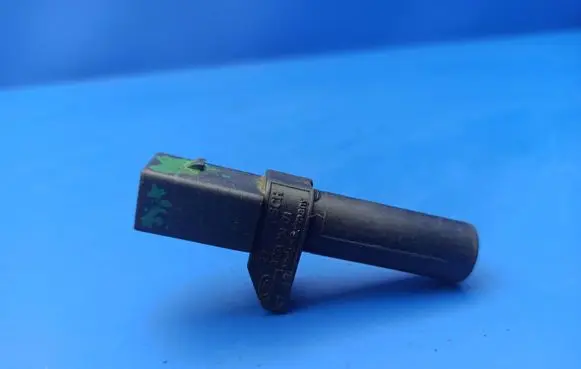 Mercedes-Benz Vito Viano W638 Crankshaft position sensor A0031532728