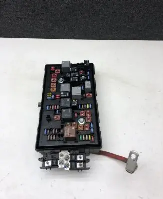 Opel Insignia A Fuse module 529050199