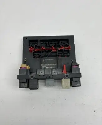 Volkswagen Jetta V Comfort/convenience module 3C0937049D