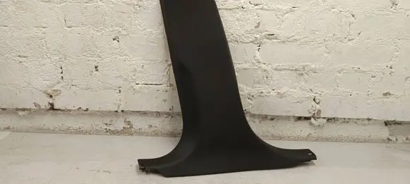 (B) pillar trim (bottom)