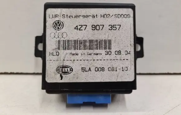 Volkswagen PASSAT B5.5 Light module LCM 4Z7907357 5LA00808110
