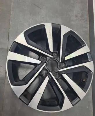Volkswagen Golf Sportsvan R16 alloy rim 5G0601025EA
