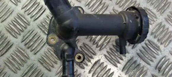 Mini One - Cooper R50 - 53 Engine coolant pipe/hose 04777858AB