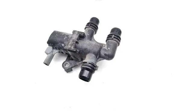 Opel Combo E Coolant heater control valve 9829266280