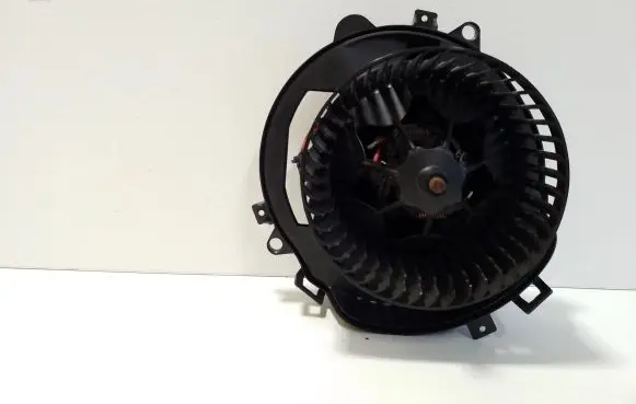 Skoda Superb B8 (3V) Heater fan/blower 5Q2819021A