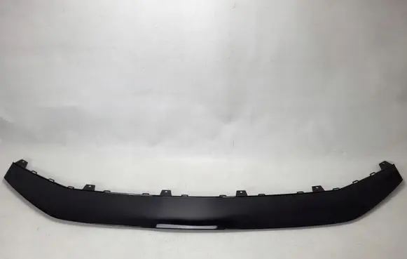 Audi RS6 C8 Front bumper lip 4K8807717A