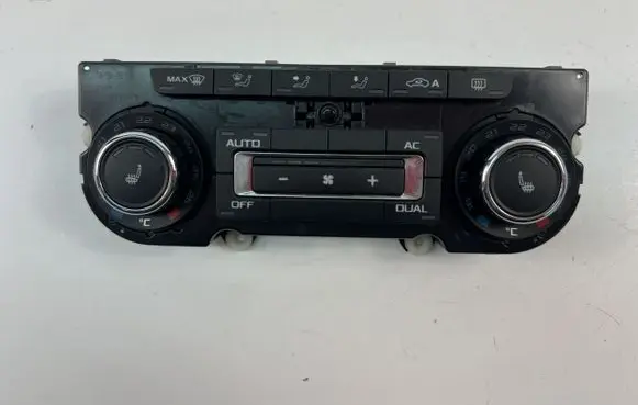 Skoda Octavia Mk2 (1Z) Interior fan control switch 3T0907044BL