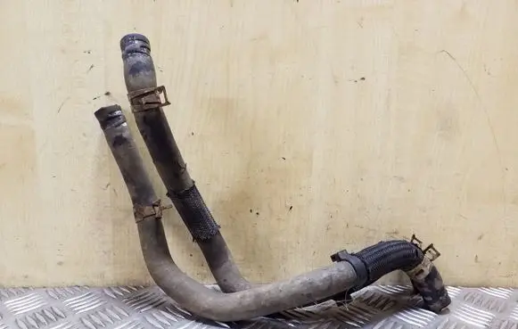 Toyota RAV 4 (XA20) Engine coolant pipe/hose