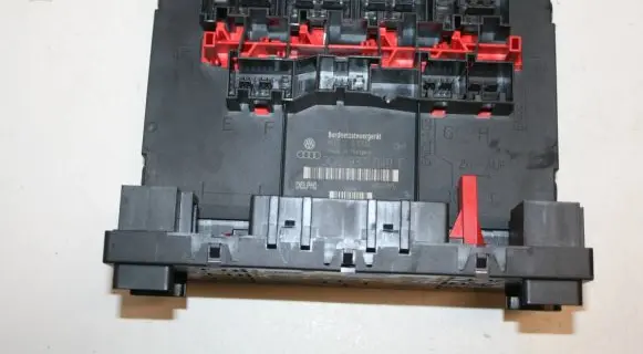 Skoda Octavia Mk2 (1Z) Fuse box set 3C0937049E