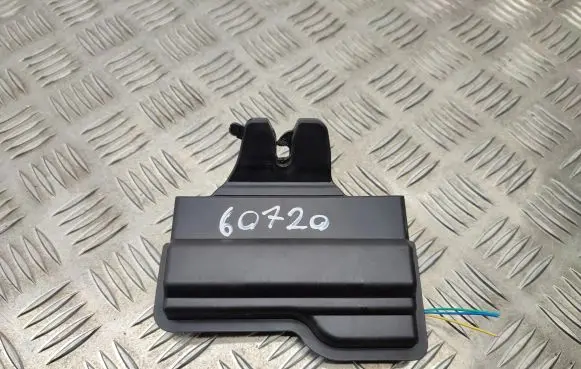 Infiniti Q50 Tailgate/trunk/boot lock/catch/latch
