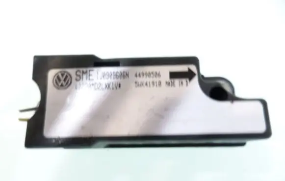 Volkswagen PASSAT B5 Airbag deployment crash/impact sensor 1J0909606N 44990506