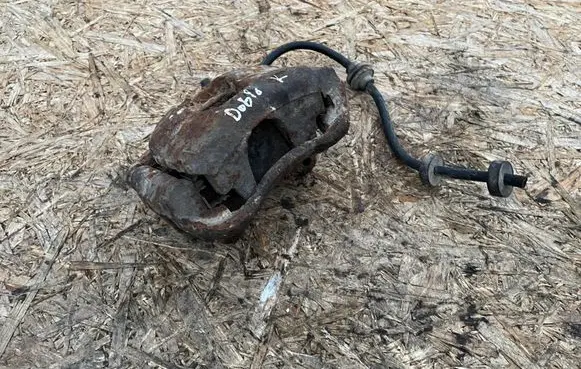 Fiat Doblo Front brake caliper