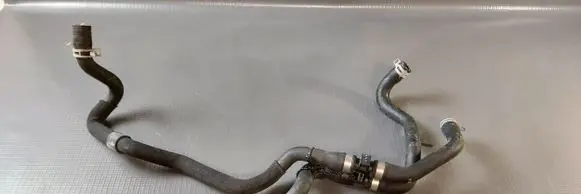 Volvo XC60 Engine coolant pipe/hose 32249715