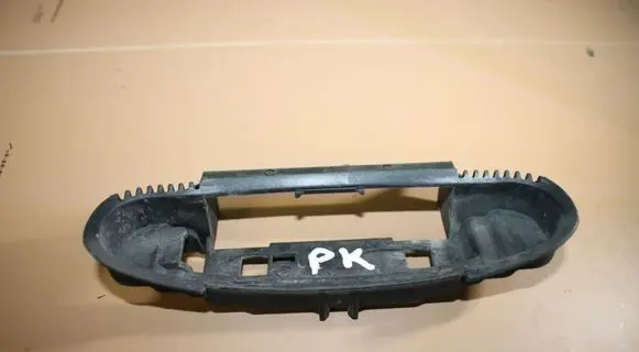 Audi A4 S4 B7 8E 8H Front door exterior handle/bracket 4B0839885