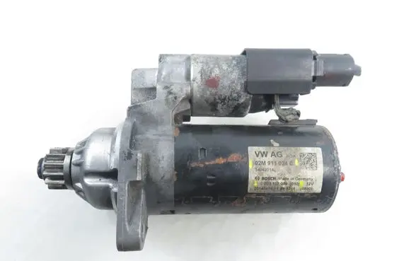 Volkswagen Tiguan Starter motor 0001153009 02M911024C 0001153010