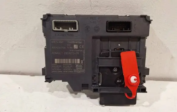 Renault Clio IV Ignition key card reader 285901547R