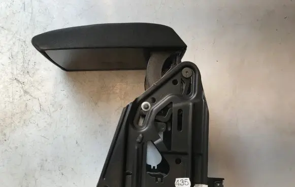 Skoda Octavia Mk2 (1Z) Armrest 1Z0864207
