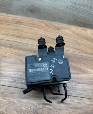 Skoda Octavia Mk2 (1Z) ABS Pump 1K0907379AK D0U9K21066 10097003253