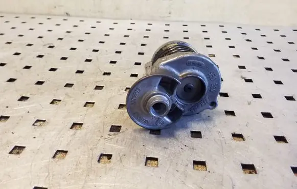 Volkswagen Scirocco Generator/alternator belt tensioner 950330