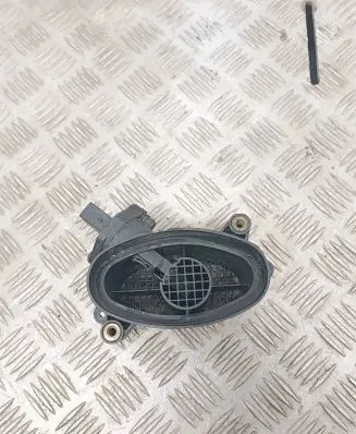 BMW 5 E39 Mass air flow meter 0928400527