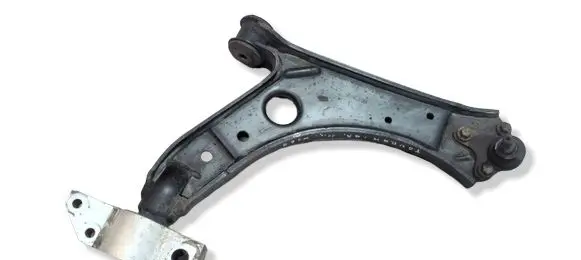 Volkswagen Touran II Front control arm ZE39R