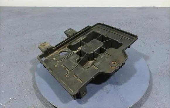 KIA Optima Battery box tray 37150-2T100