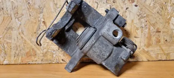 Renault Laguna II Rear brake caliper 7701049108