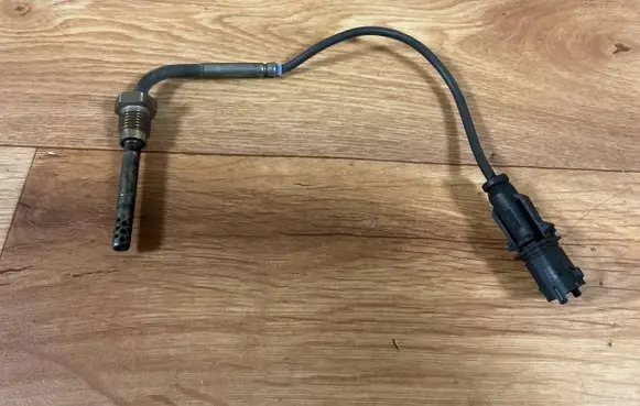 Opel Insignia A Exhaust gas temperature sensor 55566185