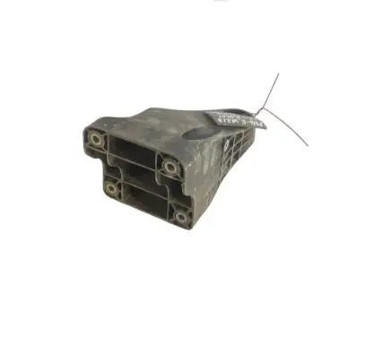 Mercedes-Benz E W213 Engine mounting bracket