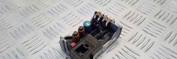 Mercedes-Benz ML W163 Heater blower fan relay A2308216451 K6560003 9140010471