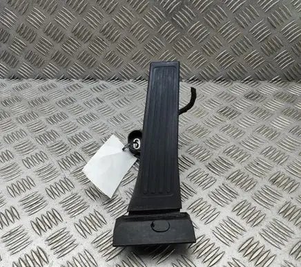 KIA Sportage Accelerator throttle pedal 32700N7100