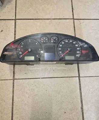 Speedometer (instrument cluster)