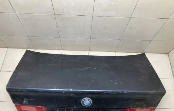 BMW 5 E34 Tailgate/trunk/boot lid