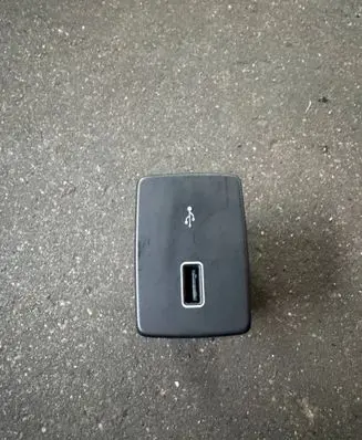 Fiat Ducato USB socket connector 07357398210