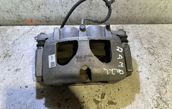 Ram 1500 Front brake caliper 68237060AF T32N9BN