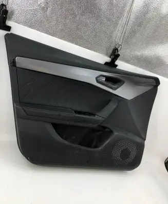 Cupra Formentor Front door card panel trim 5ff867113