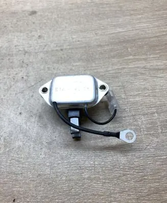 Ford Escort Other relay E1A614V01