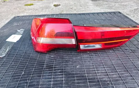 Audi Q3 8U Rear/tail lights 83A945069 646001