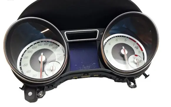Speedometer (instrument cluster)