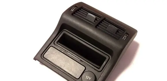 Rear air vent grill