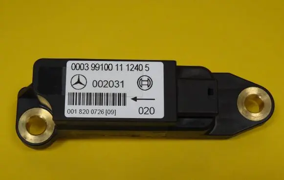 Mercedes-Benz SLK R170 Airbag deployment crash/impact sensor 0018200726