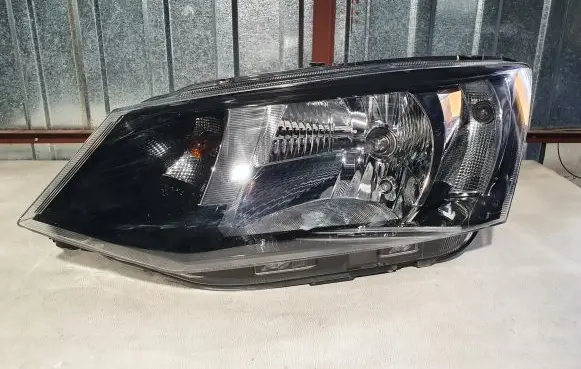 Skoda Fabia Mk3 (NJ) Headlight/headlamp