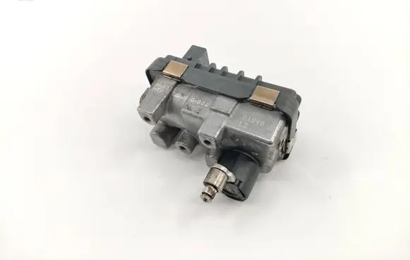 BMW 7 E65 E66 Turbine electric control actuator 6NW009660 G004