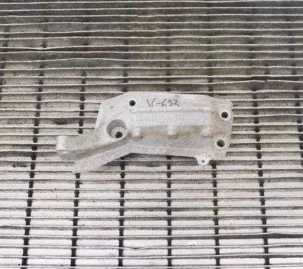 Seat Ibiza III (6L) Engine mounting bracket 036199275AB