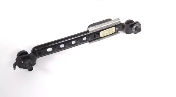 Chrysler 300 - 300C Seat belt height adjuster 04649125AB